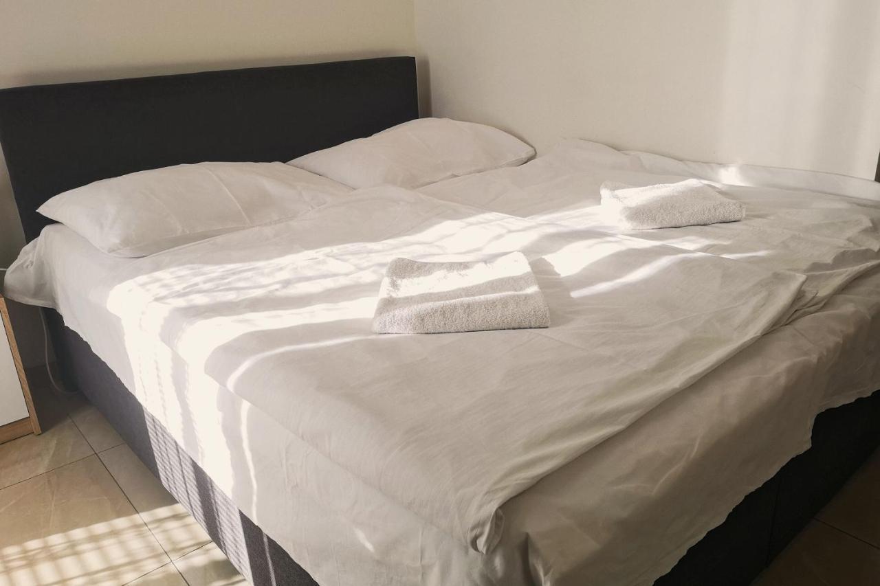 Bambus Zahrada Aparthotel Πράγα Εξωτερικό φωτογραφία